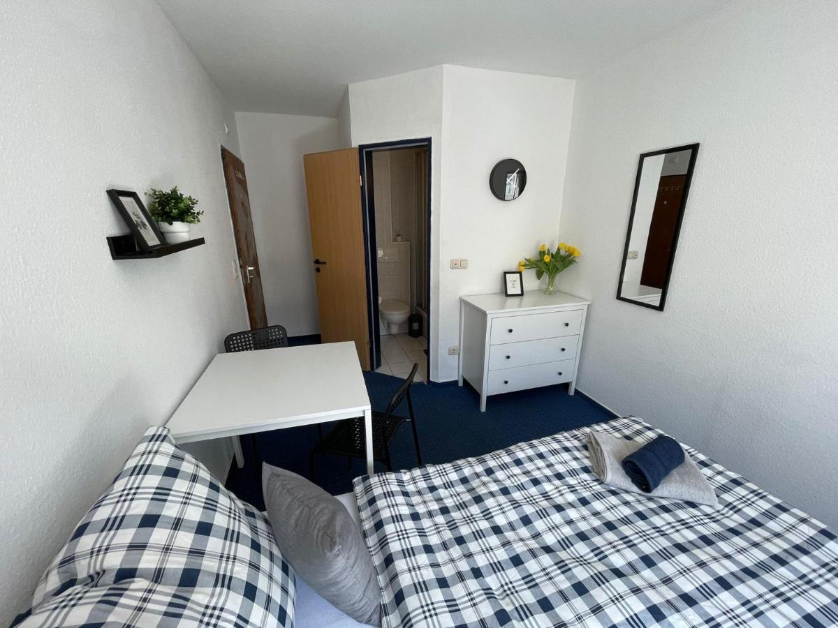Gaestezimmer Kreuzheide Wolfsburg Buitenkant foto